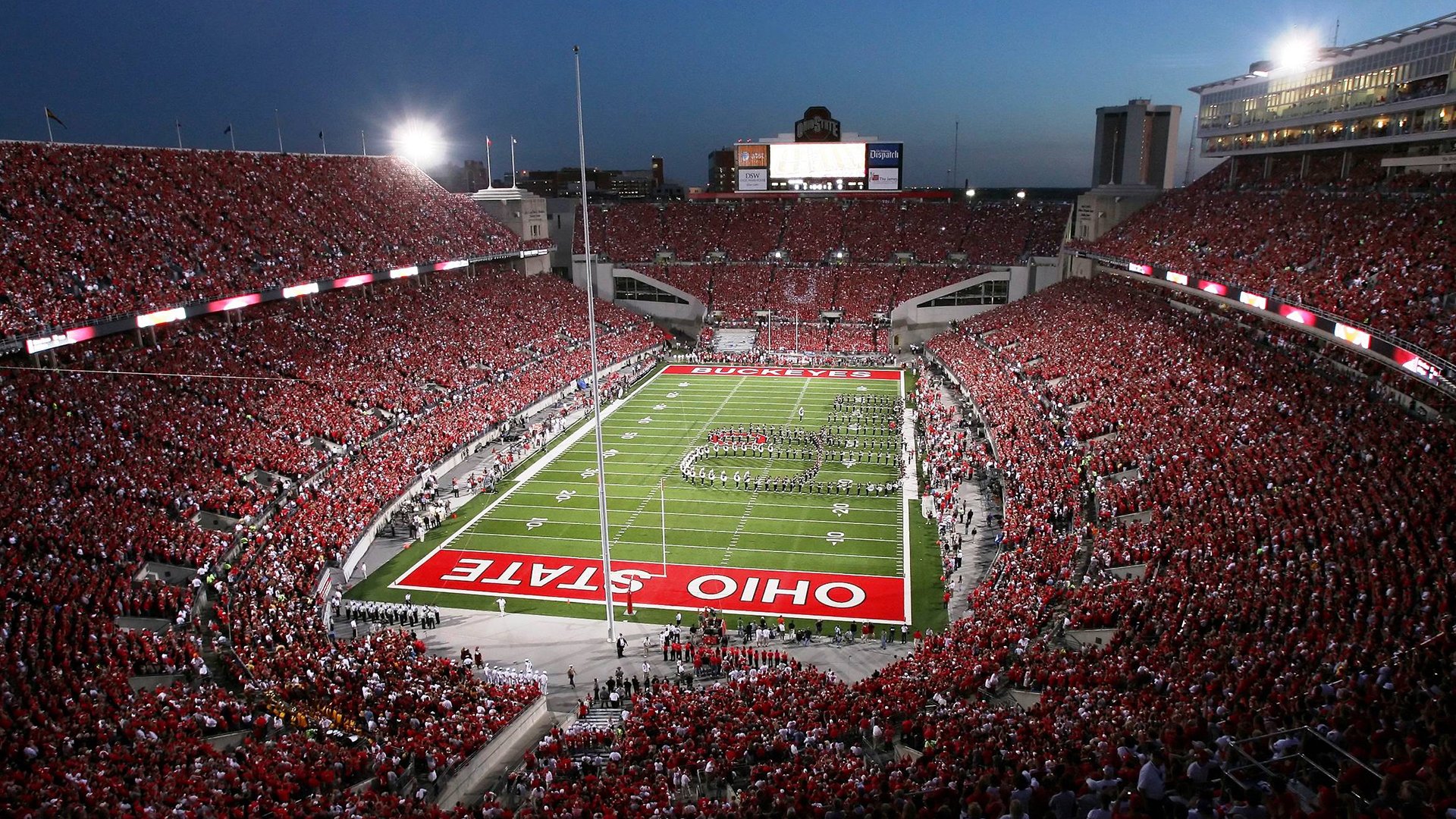 广州马拉松首次采用分枪计时提高公平性 参赛体验明显改善